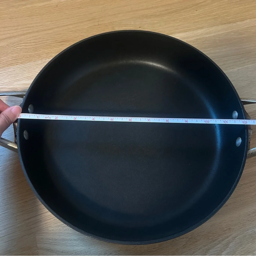Calphalon Non-stick Black Nonstick Sauté Skillet Pan 12in